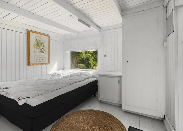 In Scenic Lango Martofte